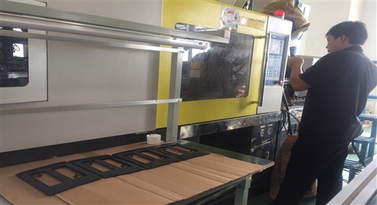 東莞塑膠模具加工廠家