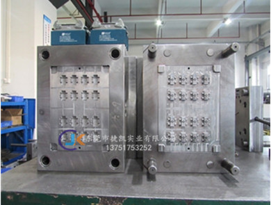 開關(guān)按鍵模具精密加工