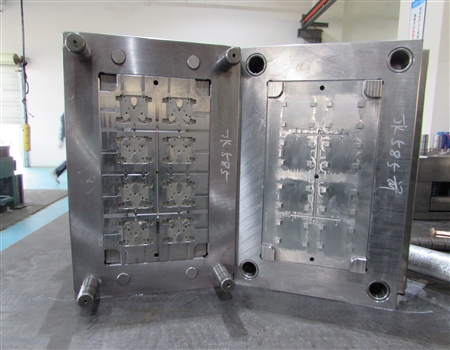 塑膠模具廠