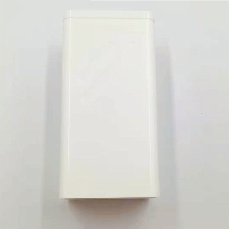 手機(jī)充電器外殼塑料模具注塑加工