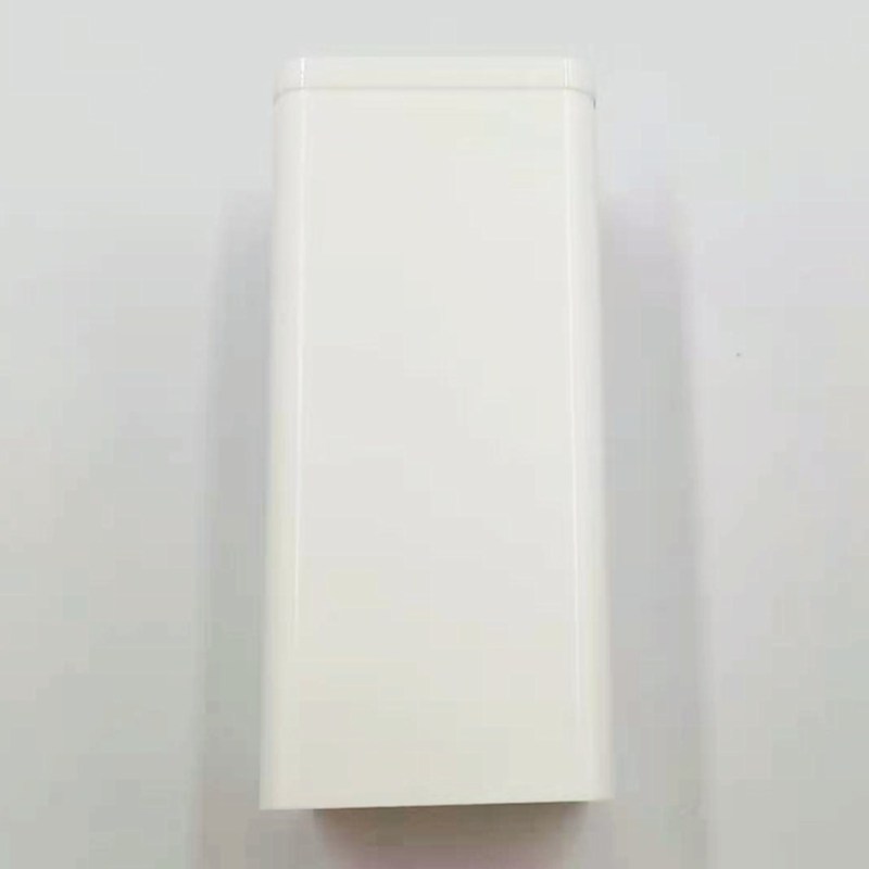 手機(jī)充電器外殼塑料模具注塑加工