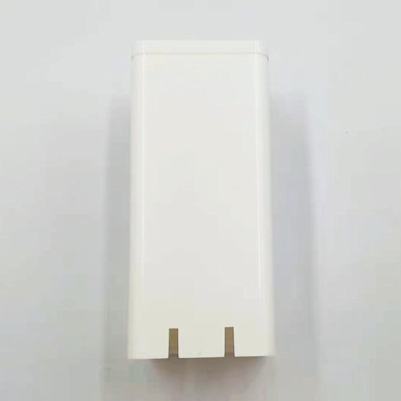 手機(jī)充電器外殼塑料模具注塑加工