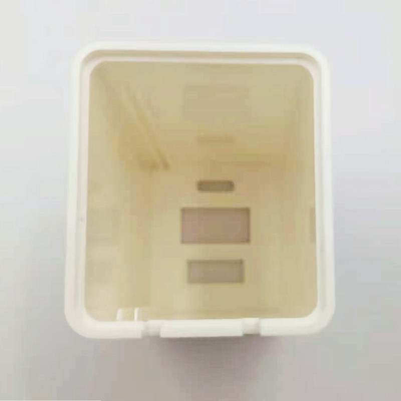 手機(jī)充電器外殼塑料模具注塑加工