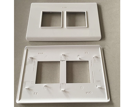 開關(guān)塑膠模具廠