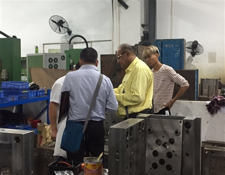 塑膠模具廠